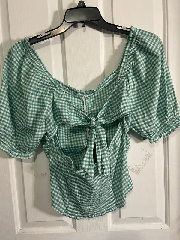 Green Gingham Puff - Image 3