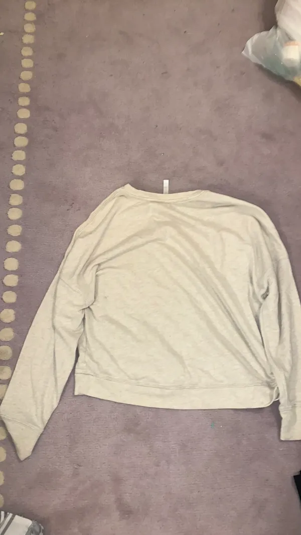 Fabletics Crewneck - Image 2