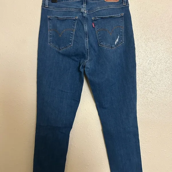 Levis Blue Skinny Jeans with Distressed Details - Image 5
