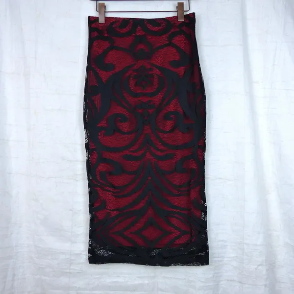 Bisou Bisou Michele Bohbot Pencil Skirt XS Red Black Lace Midi Gothic Vamp Y2K - Image 7