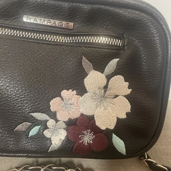Rampage Black Crossbody‎ Bag floral Embroidered Chain strap Zip close - Image 3