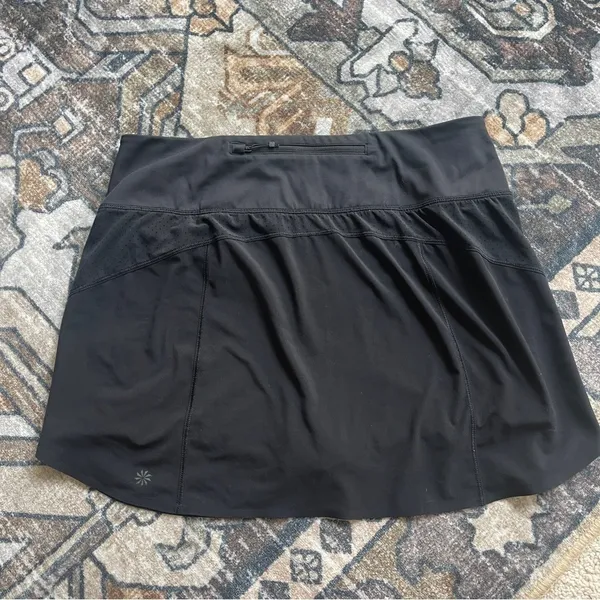 Athleta Black RUN WITH IT‎ HIGH RISE 14 SKORT - Image 6