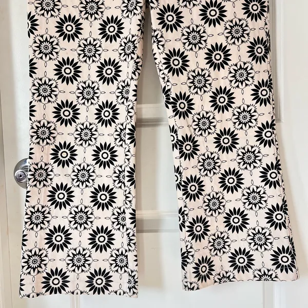 Rolla’s Floral Printed 100% Cotton‎ Straight Jeans size 8 Small Casual Preppy - Image 5