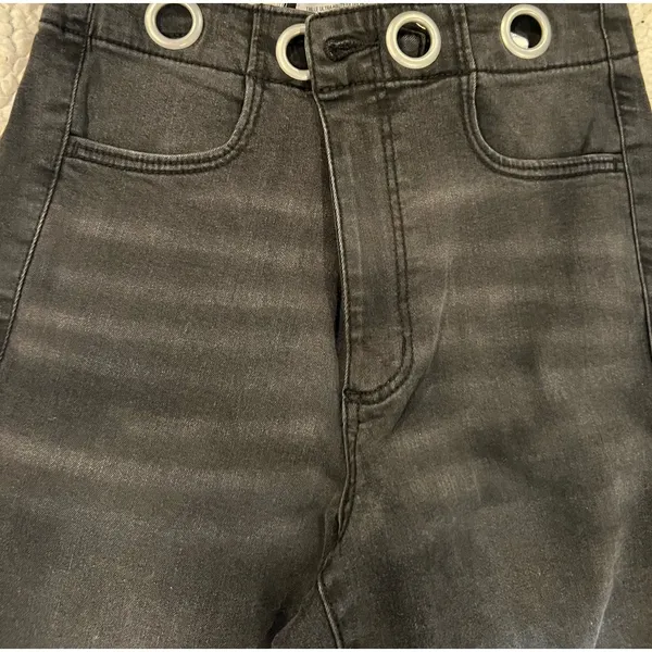 Jeans - Image 2