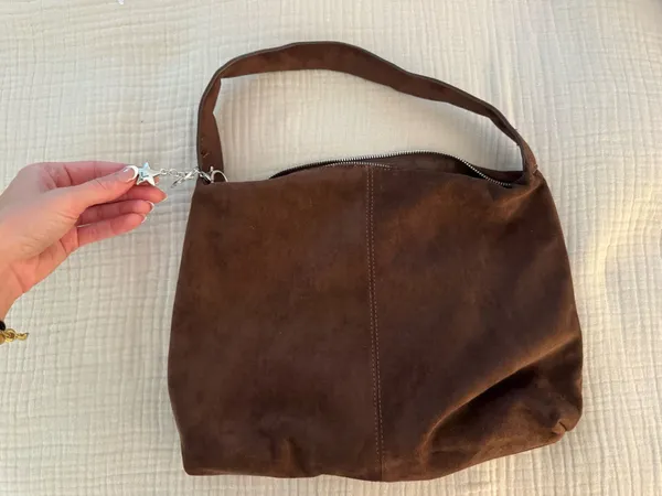 White fox purse  - Image 3