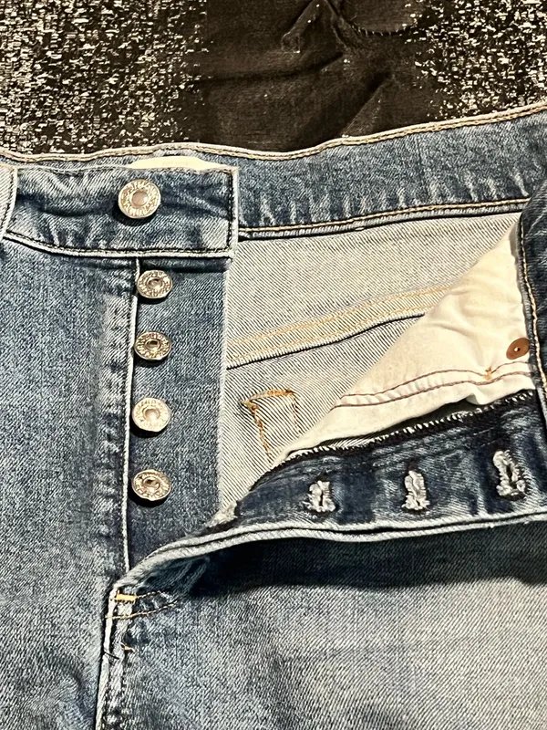 Womens 25" Citizens of Humanity Annabelle Distressed Denim Cutoff Shorts - Image 6