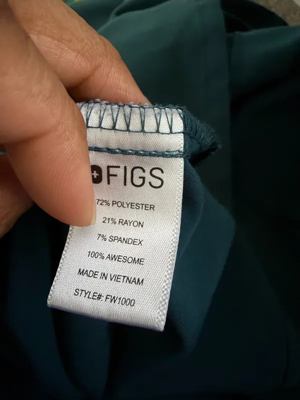 Figs sz L Scrub Top - Image 4