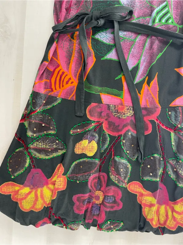 DESIGUAL floral printed funky bubble hem artsy dress embellished with sequins - Image 4