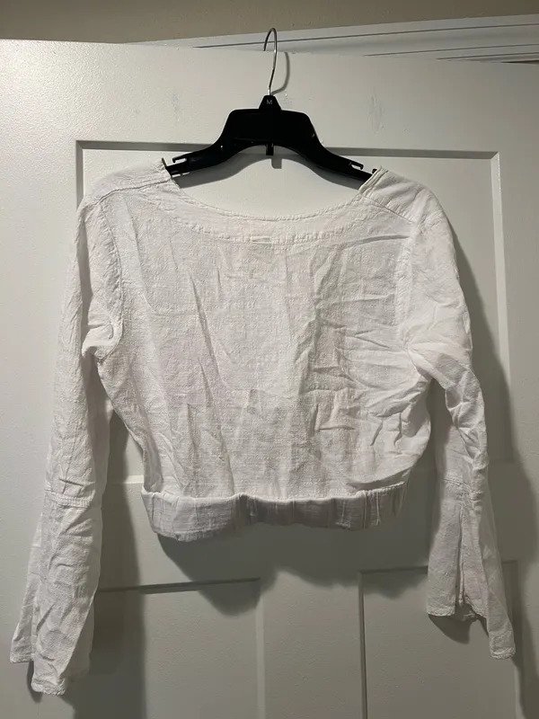 White Cropped Blouse Size XL - Image 3