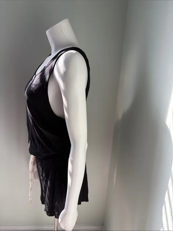 VUORI Torrey Black Ribbed Sleeveless Romper Small - Image 7