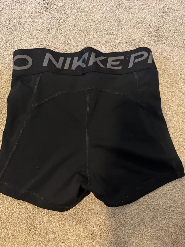 Nike pro shorts - Image 2