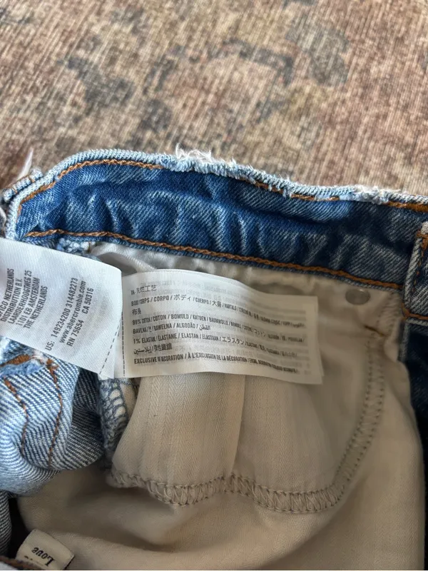Abercrombie & Fitch The Mom Short High Rise Denim Shorts Size 24 - Image 7