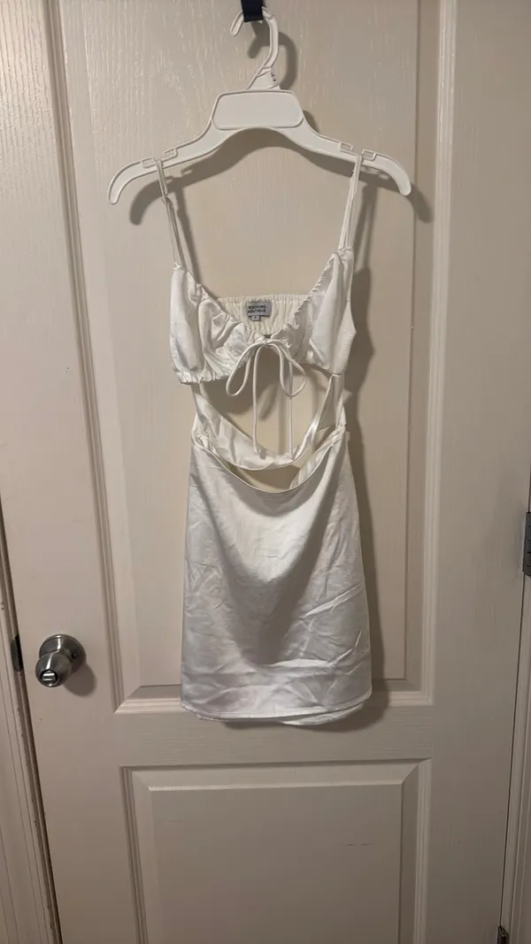 Beginning Boutique Dress - Image 3