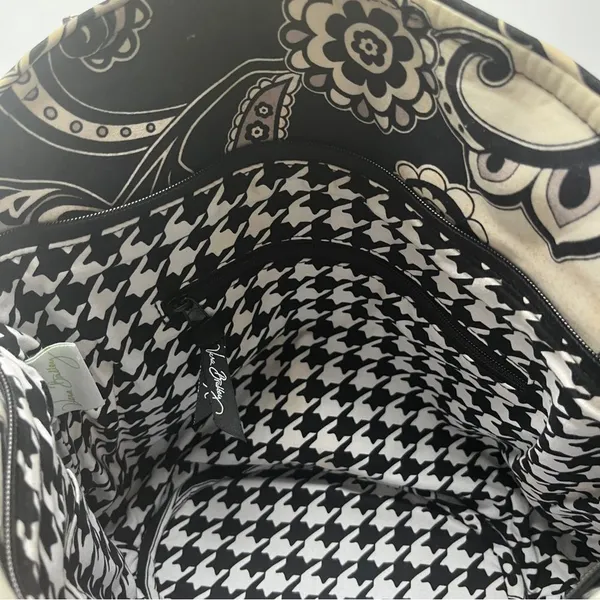 Vera Bradley Midnight Paisley Cotten Toggle Tote Black White Paisley Shoulder - Image 7