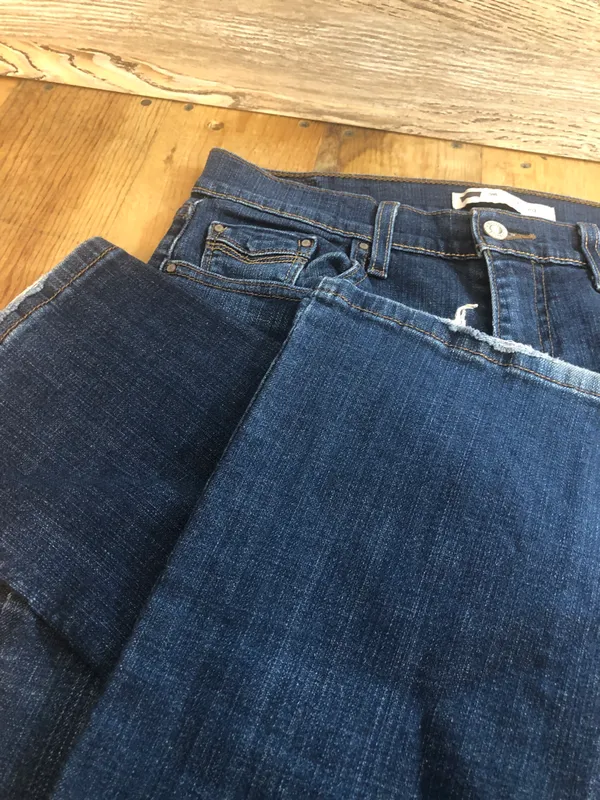Levi's Vintage Women’s 505 Straight Leg Jeans SZ W28 L30 99% Cotton In EC - Image 6