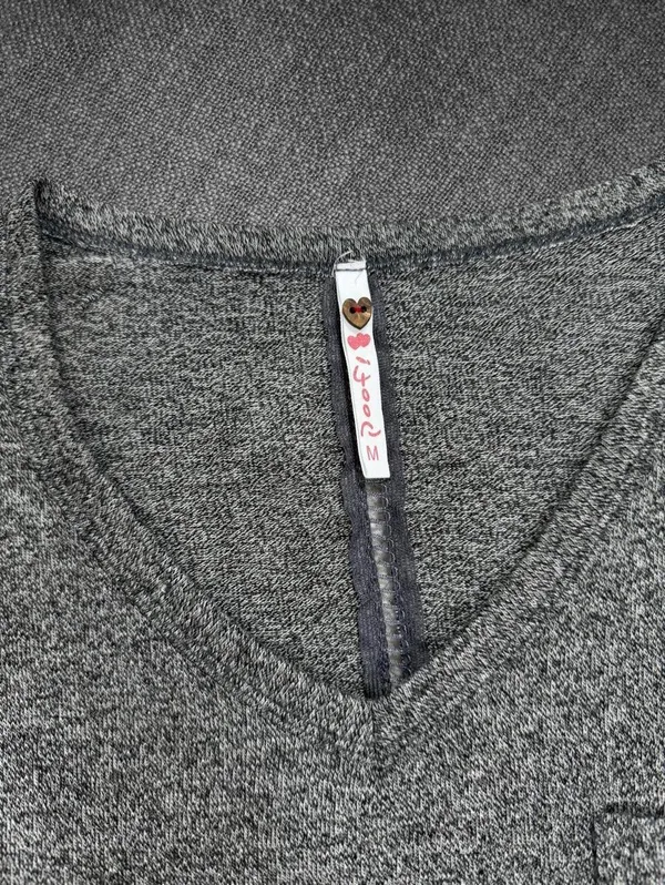 Poof Charcoal Heather V Neck Pocket T Shirt Size Medium - Image 4