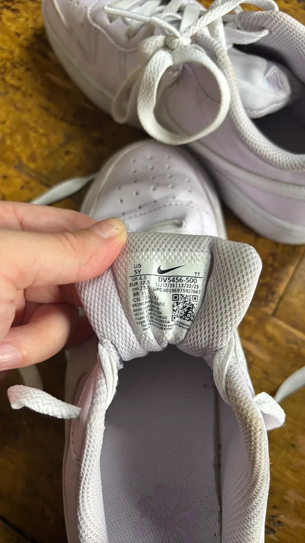 Nike Youth Shoes - Image 2