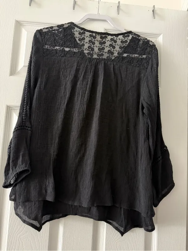 Style & Co Black Boho Gauze Blouse Lace Crochet Trim 3/4 Sleeve Medium - Image 2