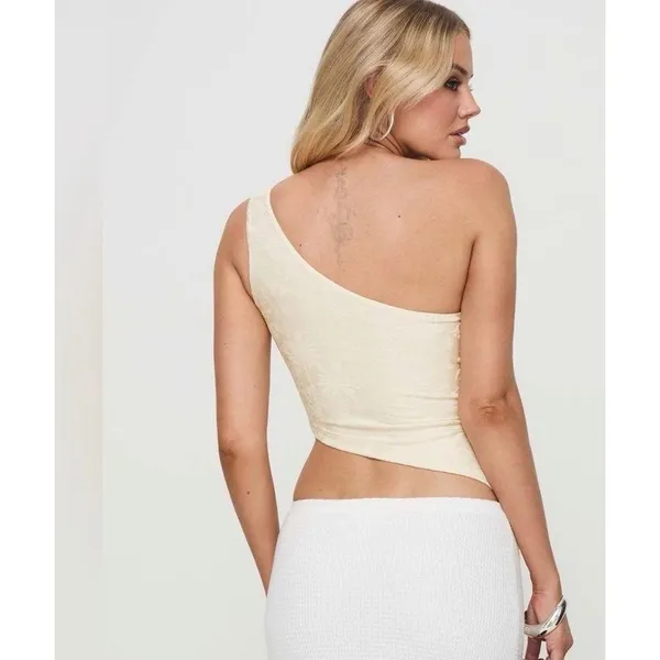 Princess Polly Womens One Shoulder Floral Jacquard Asymmetrical Crop Top Cream 4 - Image 2