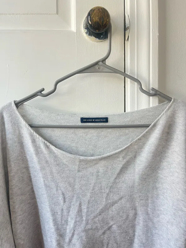 Brandy Melville Sweater Crewneck Top - Image 2