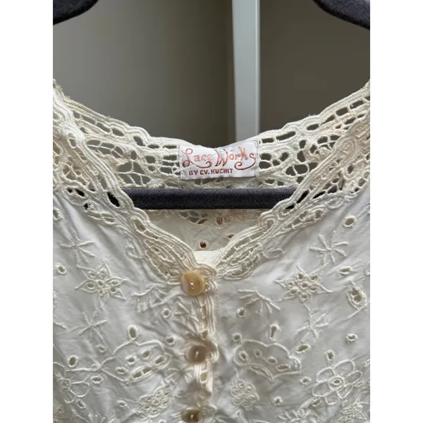 NEW NWT Lace Works Handmade Eyelet Lace Blouse Ivory Cropped Top Womens Small - Image 6