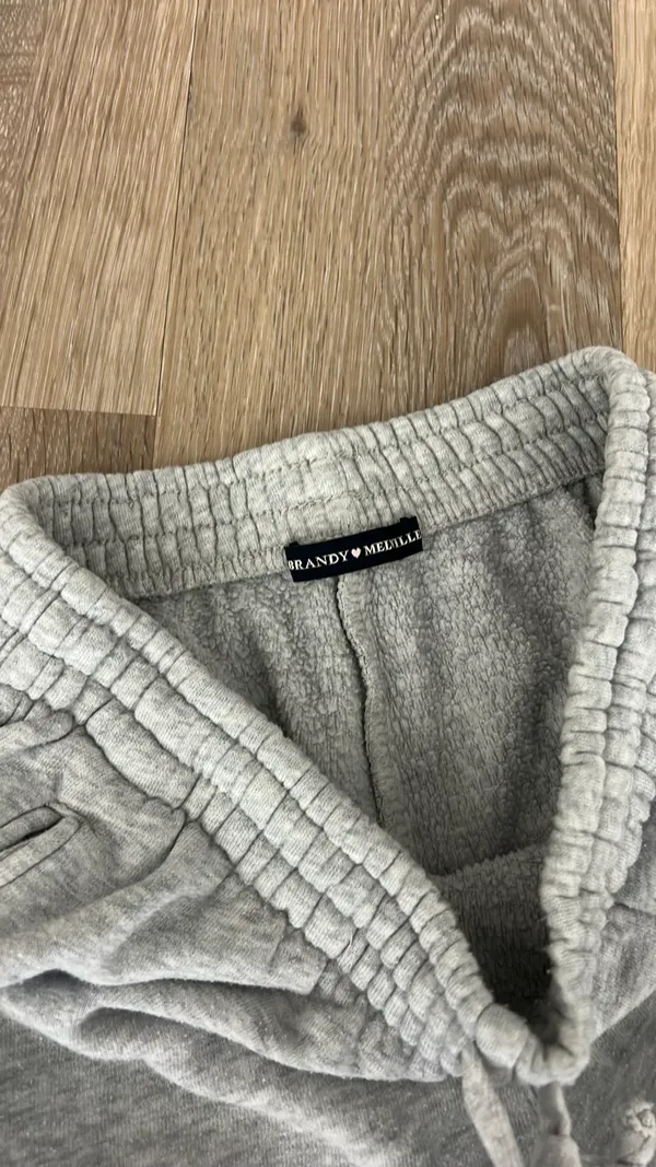 Brandy Melville Sweatpants Grey - Image 2