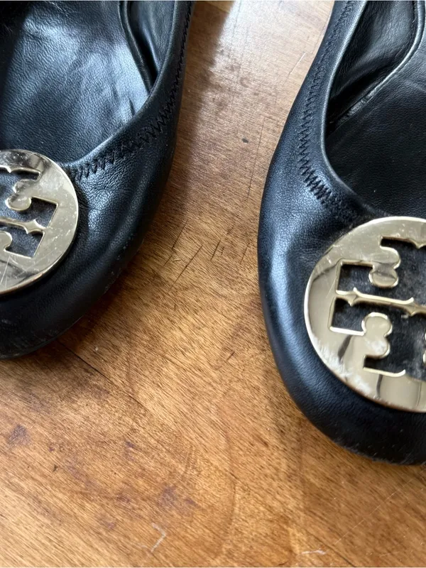 Tory Burch Black Leather Reva Ballet Flats - Image 3