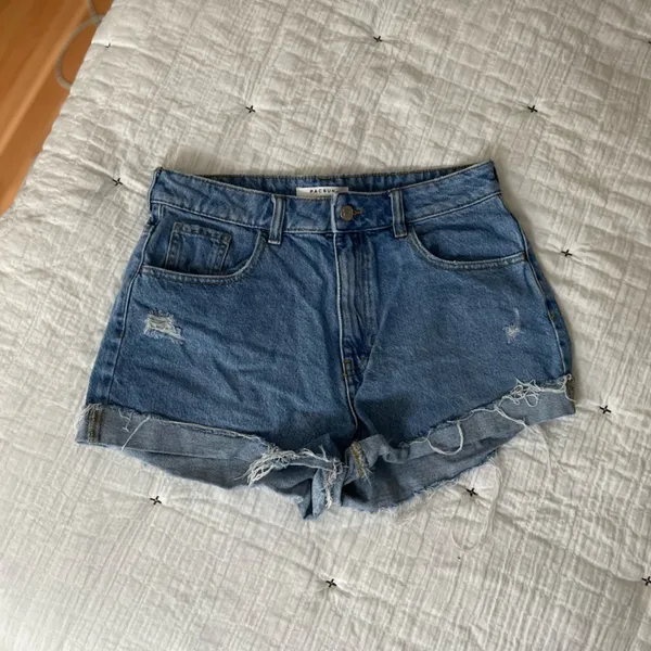 PACSUN High Rise Distressed Denim Medium Wash Relaxed Fit Mom Shorts Size 29 - Image 6