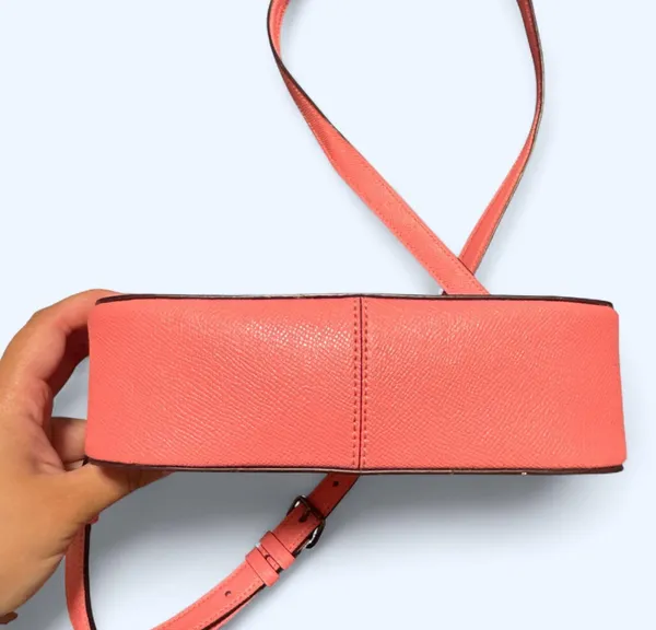 Coach Crossbody Purse Leather - Image 7
