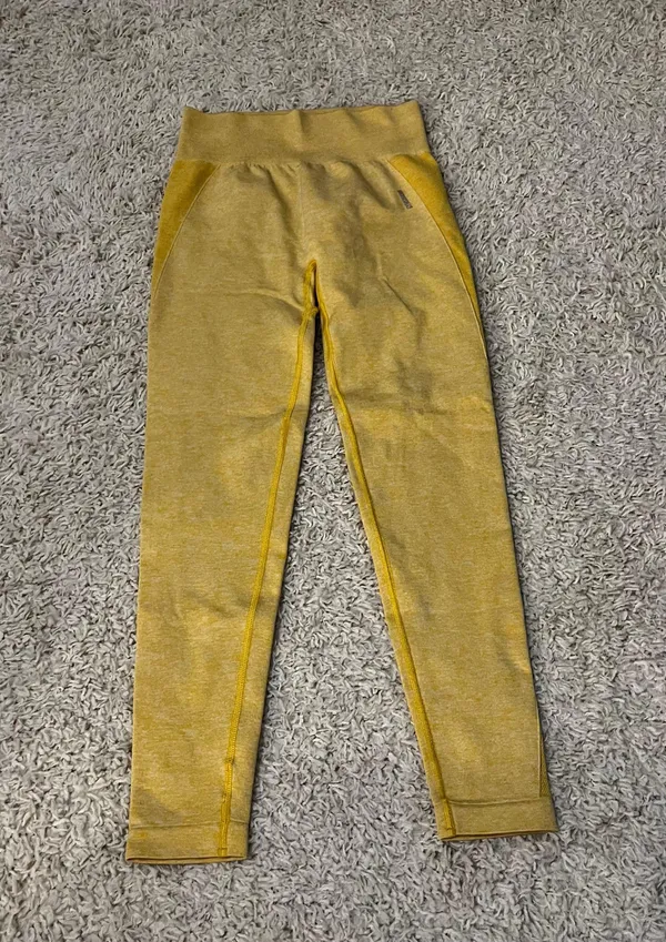 Yellow Adapt Seamless Leggings Medium - Image 3