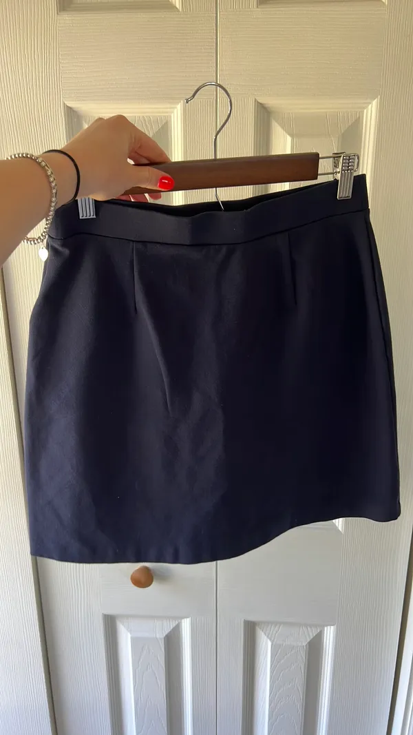 Amazon Navy skirt - Image 2