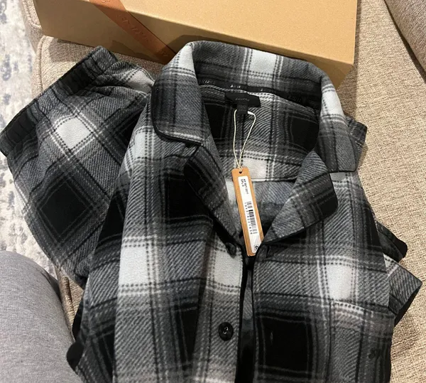 SKIMS Pajama Set - Image 5