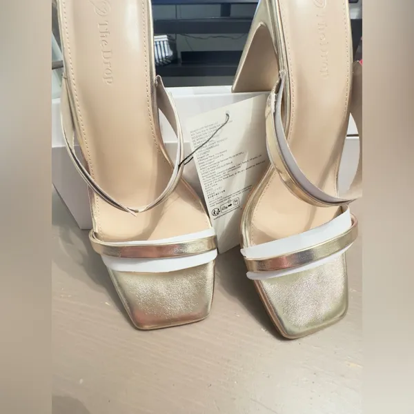 NWT THE DROP Women's Avery Square Toe Two Strap High Heeled Sandal Size 9 Gold - Image 6