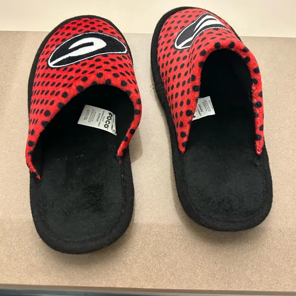 Georgia Red and Black Logo Slippers-no flaws! 8 - Image 8