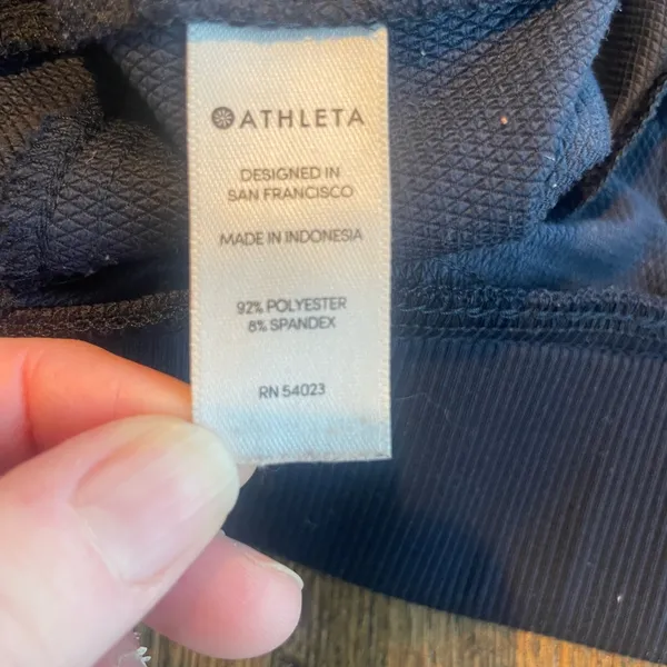 Athleta Navy Shorts Active Sporty Drawstring Pockets - Size 4 - Image 5