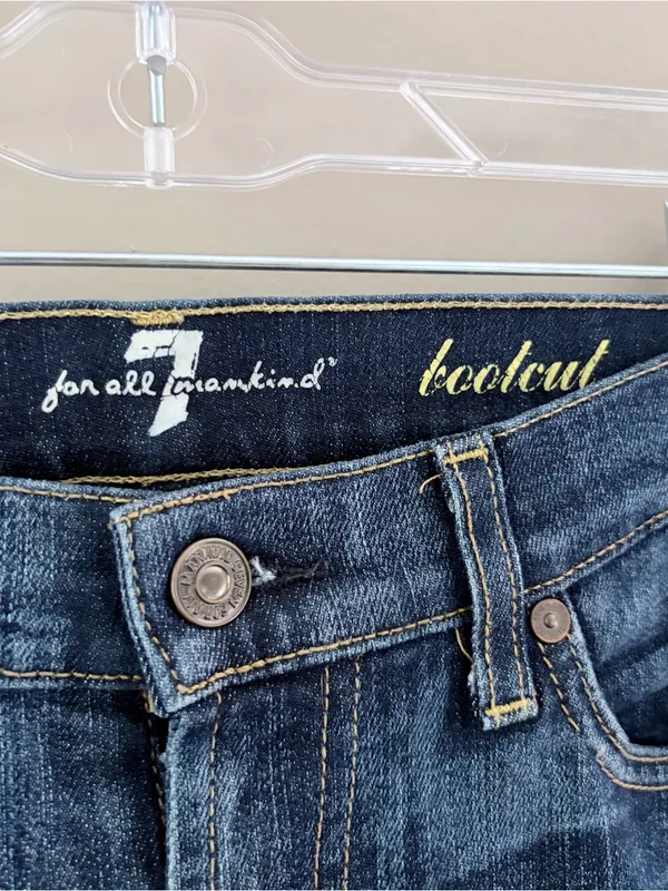 7 For All Mankind Bootcut Jeans Size 29 Dark Wash Stretch Denim - Image 3