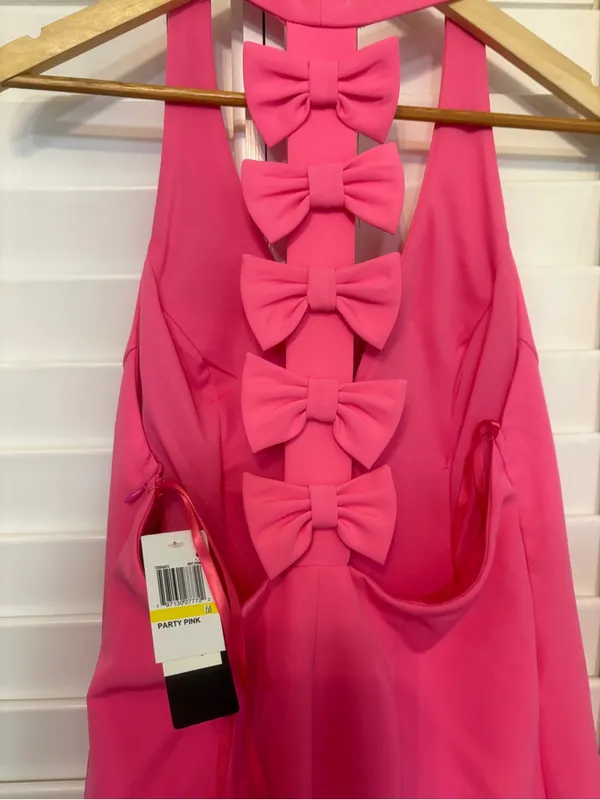 Seni & Cade Pink Bow Back Dress Size Medium - Image 6