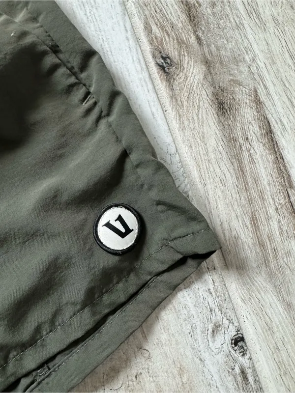 Vuori Sunwashed Olive Green Shorts Medium NWOT - Image 6