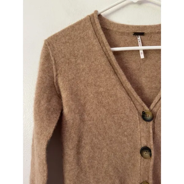 NWOT Free People 100% Cashmere Cardigan Sweater Button Front Size XS Brown - Image 3