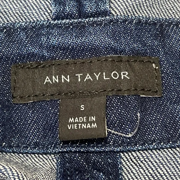 Ann Taylor Blue Long Sleeves Patch Pocket Cropped Denim Jean Coat Jacket Size S - Image 4