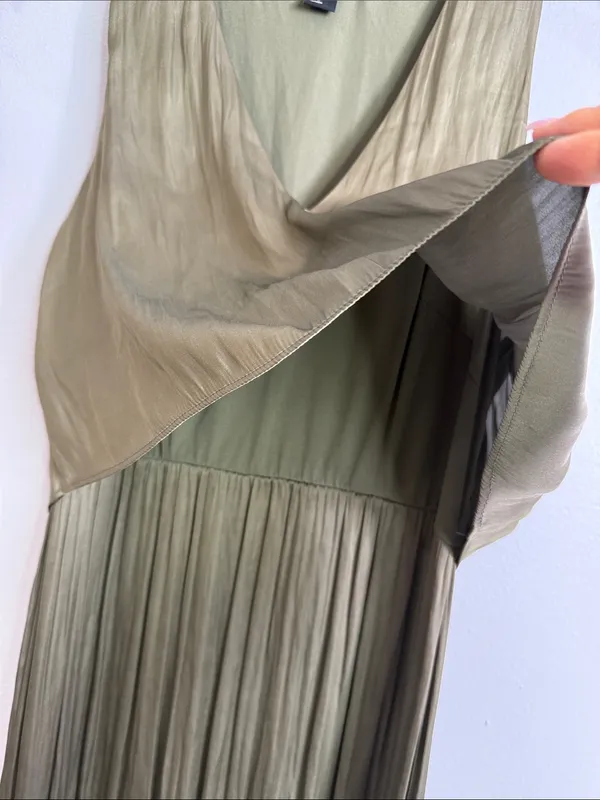 H&M olive green layered sleeveless midi dress size 10 - Image 3