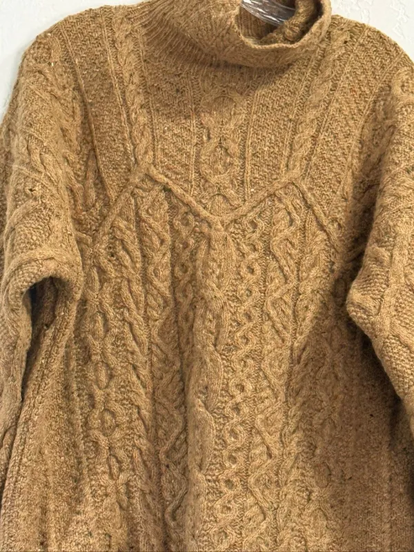 Laura Ashley Wilfred cable knit turtleneck sweater 100% wool tan brown beige L - Image 2