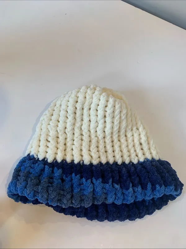 Handmade Unisex Men’s Chunky Hand Knit Winter Hat Off White with Blue Trim - Image 2