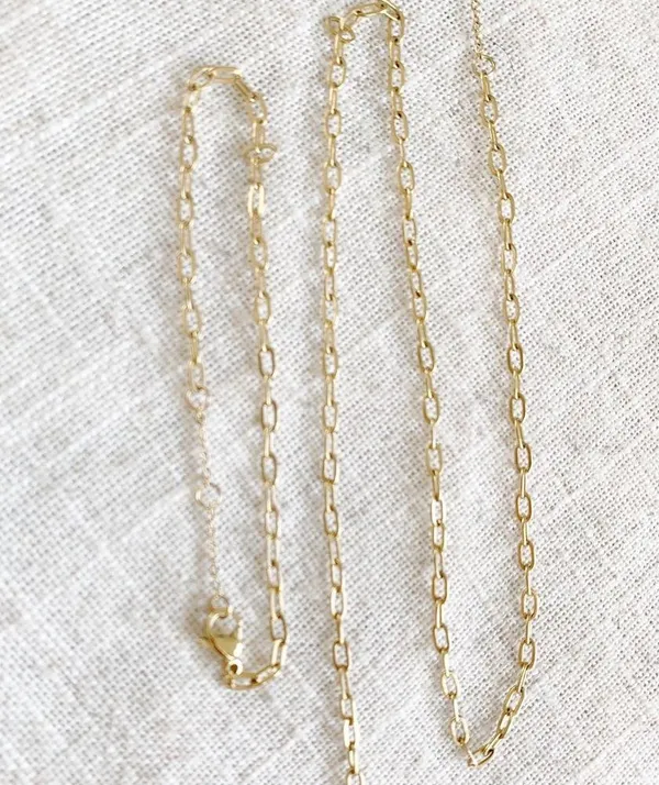 Gold Dainty Chain Link Bracelet - Image 5