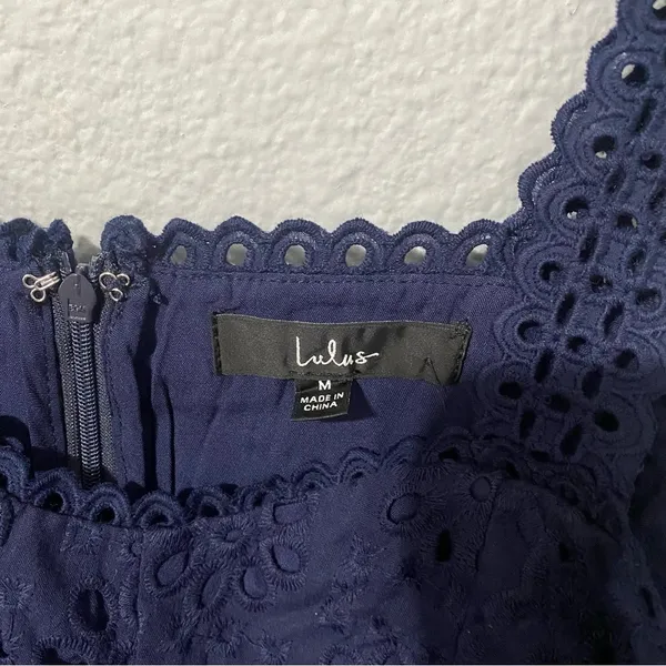 Lulus Navy Blue Holiday Sleeveless Trimmed Embroidered‎ Asymmetric Dress Sz M - Image 17