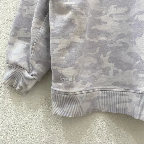 Lululemon Perfectly Oversized Crew in Igcognito Camo Alpine White Multi - Image 6