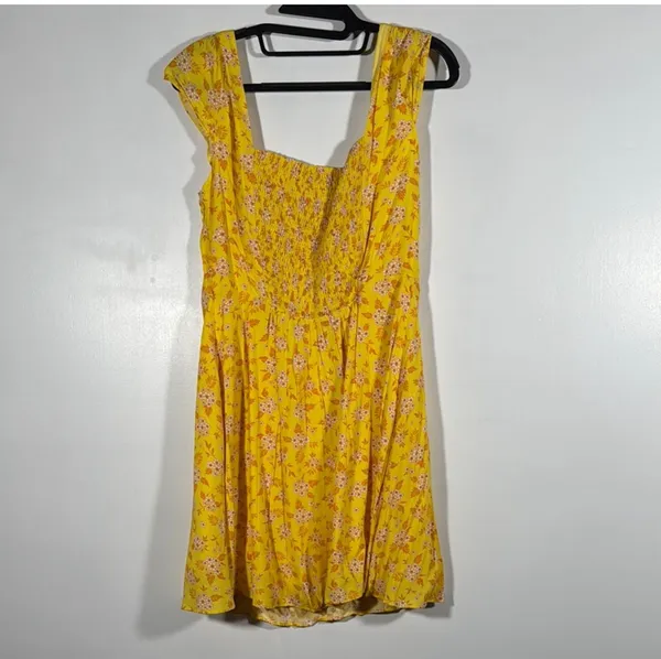 NWOT lulus yellow floral dress size large - Image 6