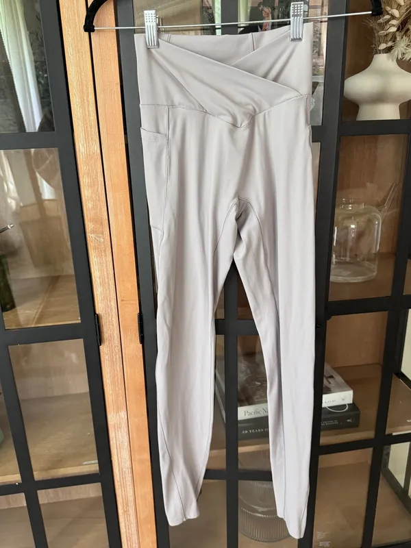 Halara SoftlyZero Crossover Pocket Plain Leggings UPF50+ high rise workout - Image 2