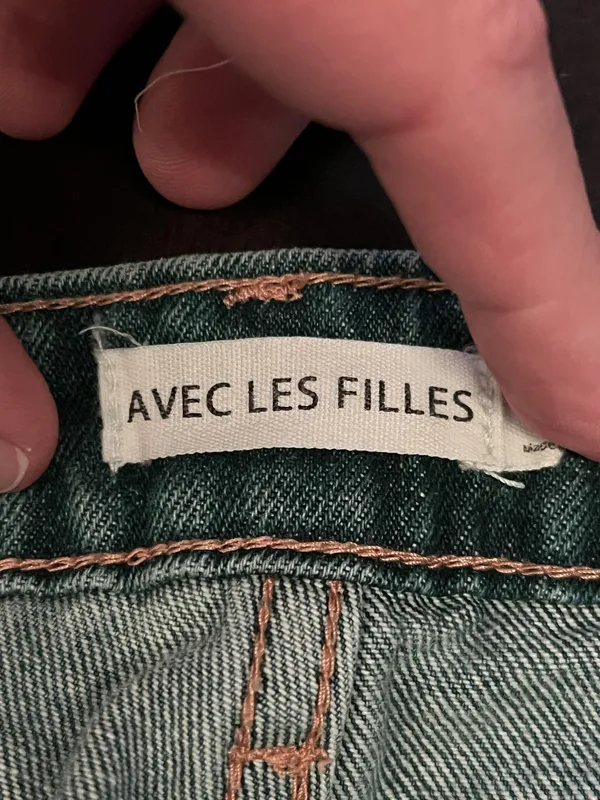 Avec Les Filles Shorts Womens 30 Blue Denim Bermuda Cutoff Raw Hem Casual - Image 4