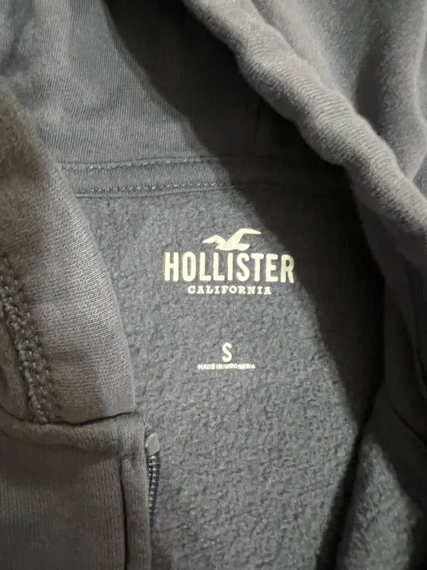 Hollister NWOT  jacket - Image 2